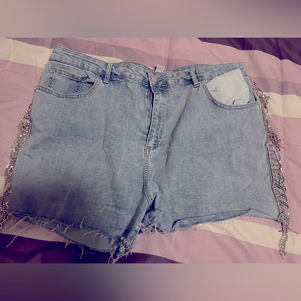 Jewelry short! Beautiful!